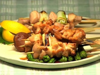 How to Make Yakitori (Skewered Chicken Recipe)