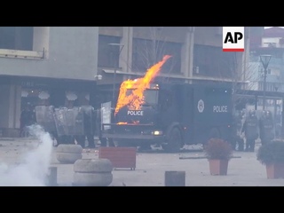 Clashes at anti-govt protest