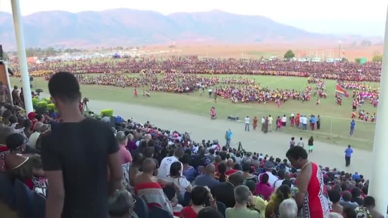 Afrika Swasiland Volk hungert König geht shoppen (1080p 25fps H264 128kbit
