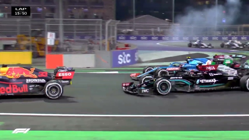 Legendary battle between Verstappen and Hamilton ( Formula 1