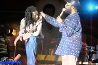 (((NOV 2012 Free Buju Movement   VIDEO ))) BERES HAMMOND ONE LOVE, ONE LIFE