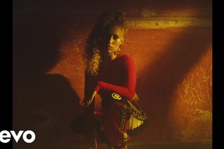 RAYE & Mr Eazi - Decline