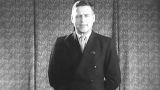 Вилис Лацис поздравляет с Новым 1946 годом жителей Советской Латвии