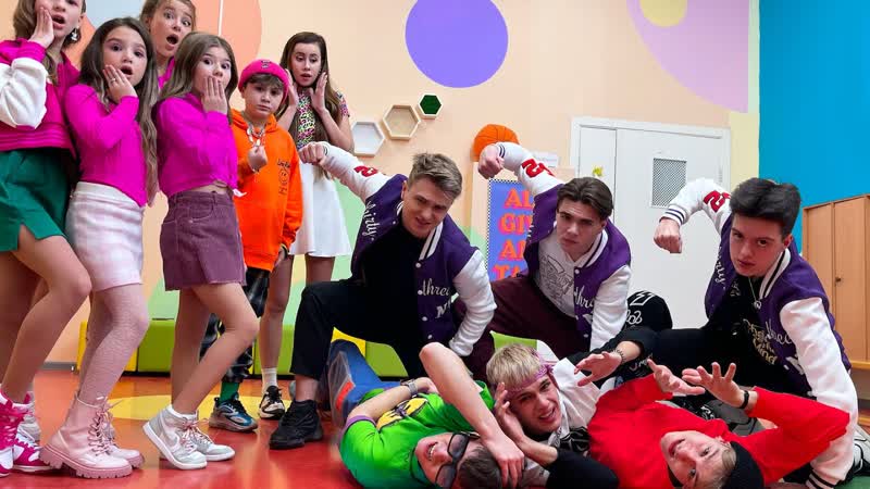 КАМИЛЬ РОМАНТИК НОВЫЕ БЕИ СБОЛИСТЫ В КАМПУСЕ УСТРОИЛИ