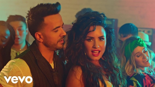 Luis Fonsi feat. Demi Lovato Échame La