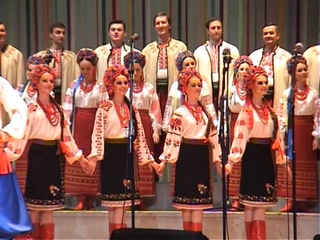 На ГУЛЯНЦІ!!!    Такий собі народний танок!!!