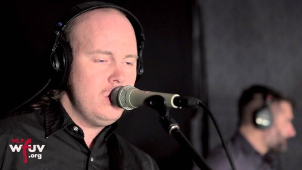 Timber Timbre This Low Commotion ( Live at