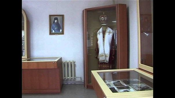 Под покровом небес , режиссёр Тамара