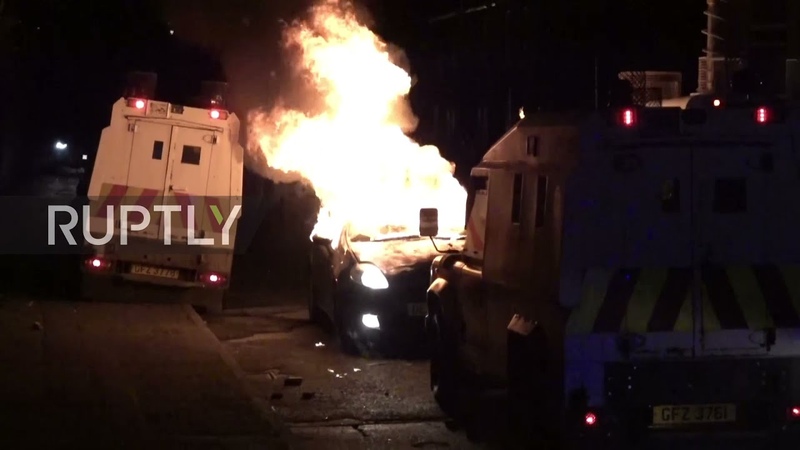 UK: Protesters set fires and throw Molotov cocktails at police in