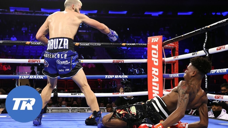 Puerto Rican John Bauza Knocks Williams Jr. Down 5 Times, Madison Square Garden Erupts,