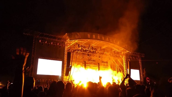 46 RAMMSTEIN BRÅ VALLA 2016 STRIPPED LIVE SWEDEN 30.