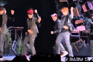 EXO D O   Kyungsoo Strong Men