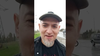 Едем за водкой.