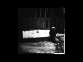 Человек, поворачивающий за угол Man walking around the corner ( 1887 год )