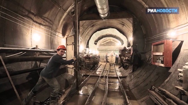 Подземный Деловой центр , или Как строят метро под Москва