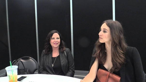 Comic Uno NYCC Interview 2015: I. Marlene King and Troian Bellisario from Pretty Little