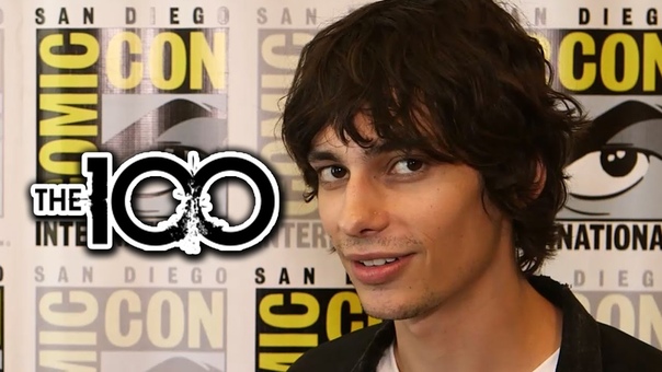 Devon Bostick The 100 Teases Season 2 Spoilers Comic Con