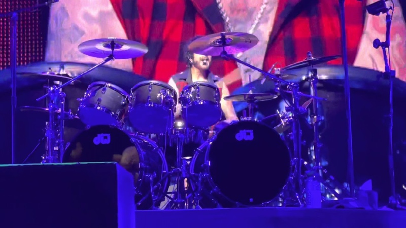 Journey Mother, Father , live in Las Vegas ( Dec 8,