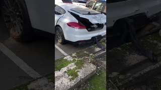 Porsche разбитый но живой)