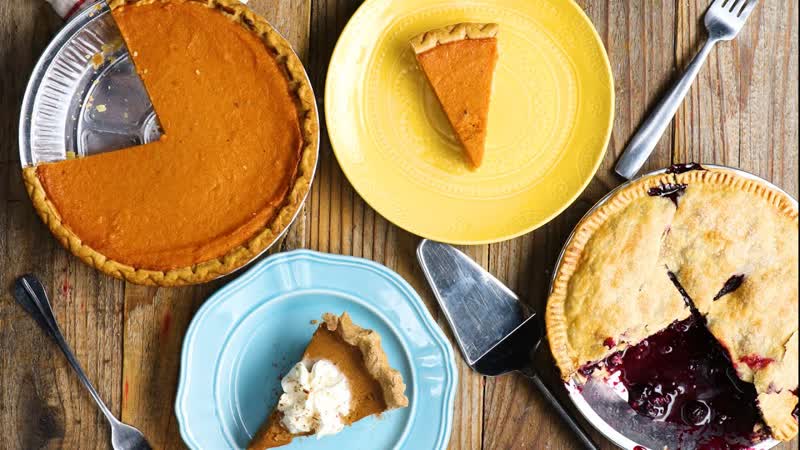 Thanksgiving Pies Around The