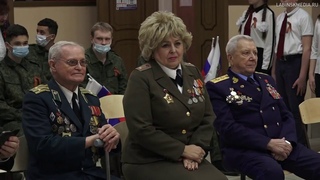 Торжественное вступление четвероклассников в ряды Юных Жуковцев.
