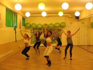 American Woman Стриппластика в Ківі Фітнес
